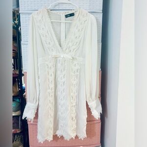 CBR dress. Color white. Size S.